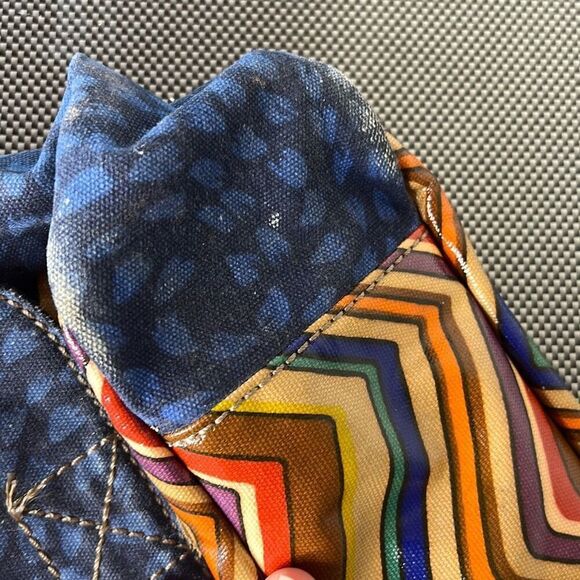 Fossil Key-Per Multi Color Chevron Messenger Bag - Picture 5 of 10